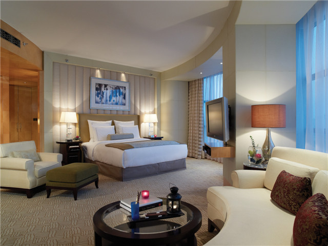 北京金融街丽思卡尔顿酒店 景观套房Premier Suite.jpg