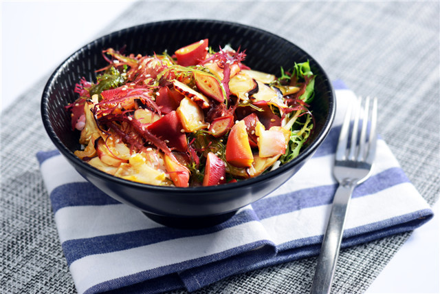 1493790984513053494.jpg Chef Hu in Oahu.jpg