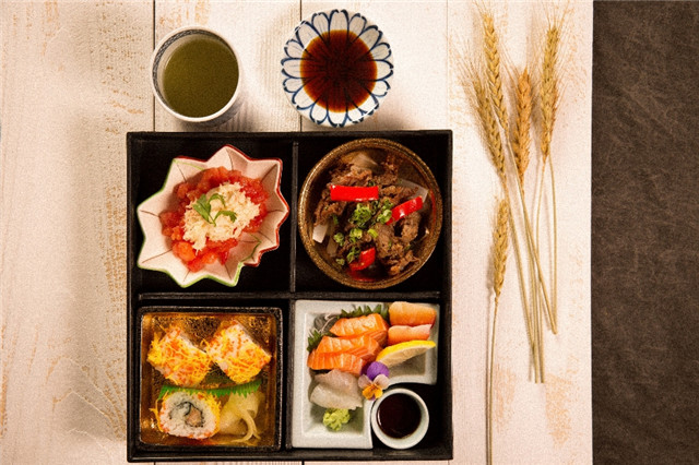 1498130374455055745.jpg 精选便当 - 梅.jpg