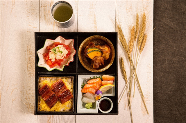 1498130393719001308.jpg 精选便当 - 松.jpg