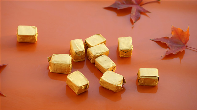 1509180878238071305.jpg 小蜜蜂万圣节手巧1.jpg