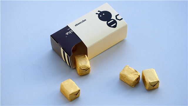 1509180889637057691.jpg 小蜜蜂万圣节手巧.jpg