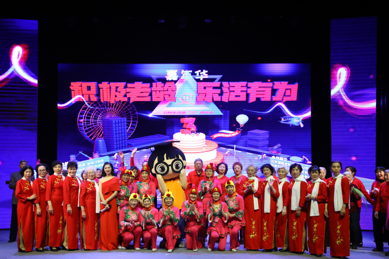 3.全家福.jpg