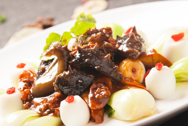 1524057717376096878.jpg batch_春笋肉汁玉珠烧海参.jpg