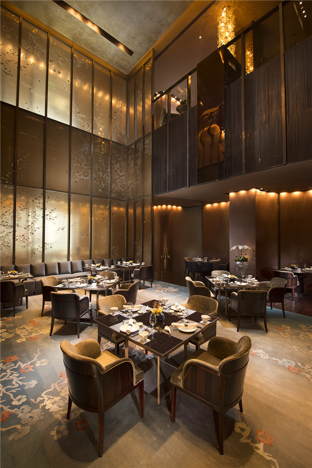 Lu Yu Chinese Restaurant main dining.jpg
