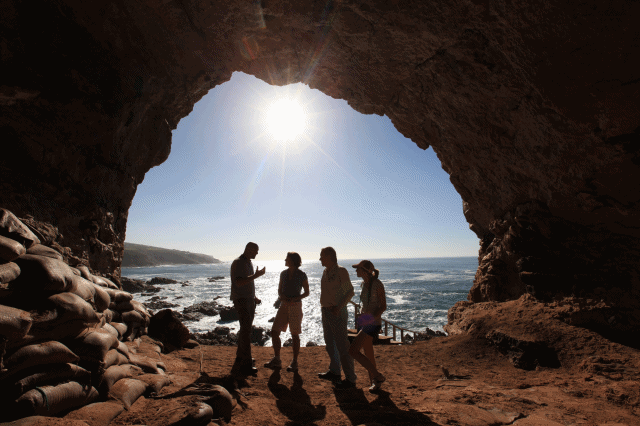 batch_Pinnacle Point - Point of Human Orgin - credit Shaen Adey.gif